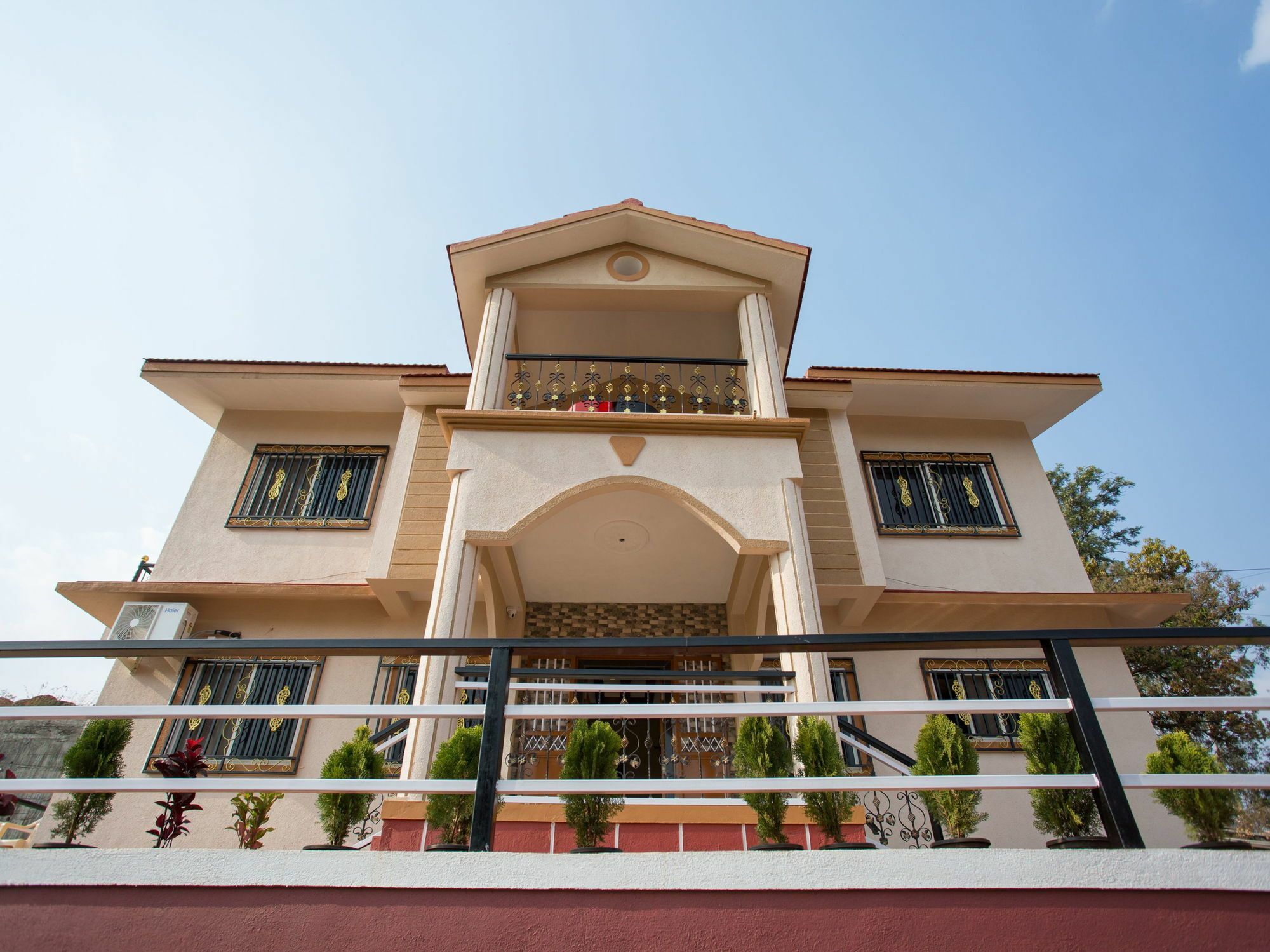 Shivanya Palace Mahābaleshwar Eksteriør billede